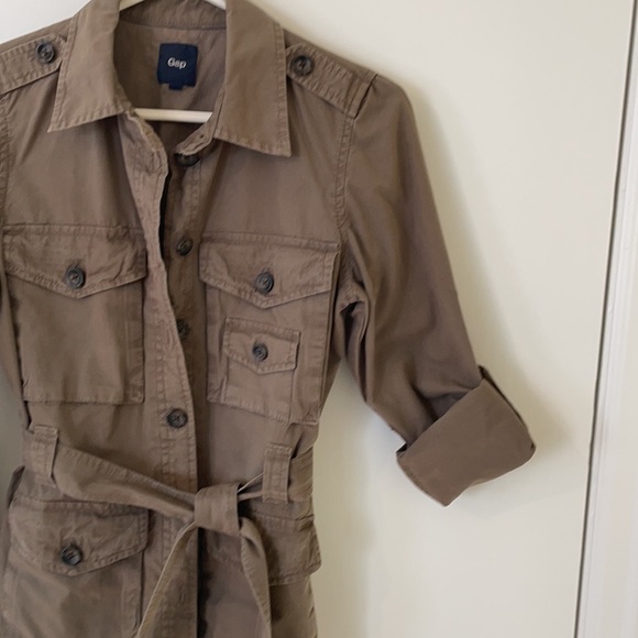 Gap Olive green cotton utility jacket, lined, roll sleeves - Picture 5 of 8